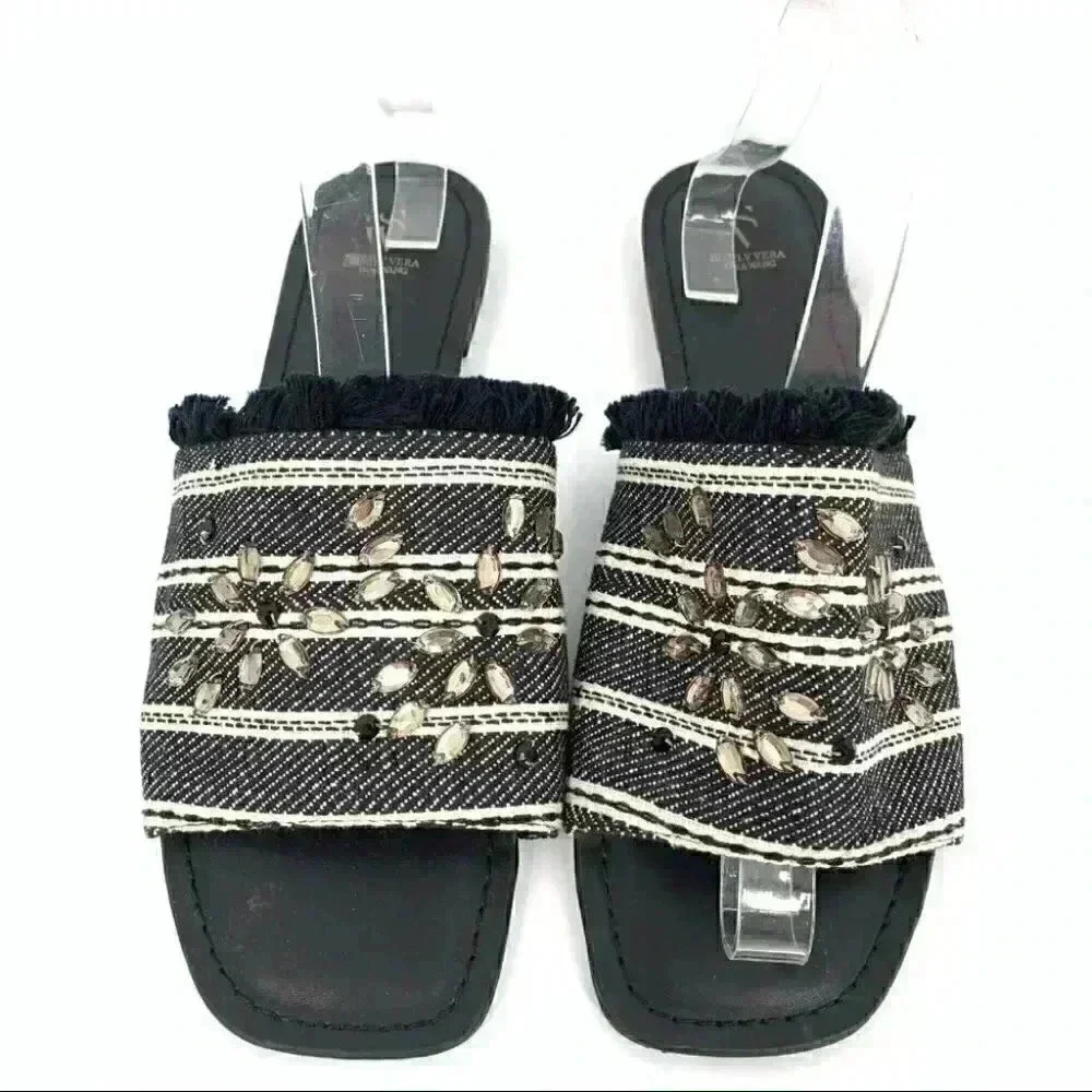 Simply vera vera Wang sandals 9.5 Charden black cream gem floral fringe striped